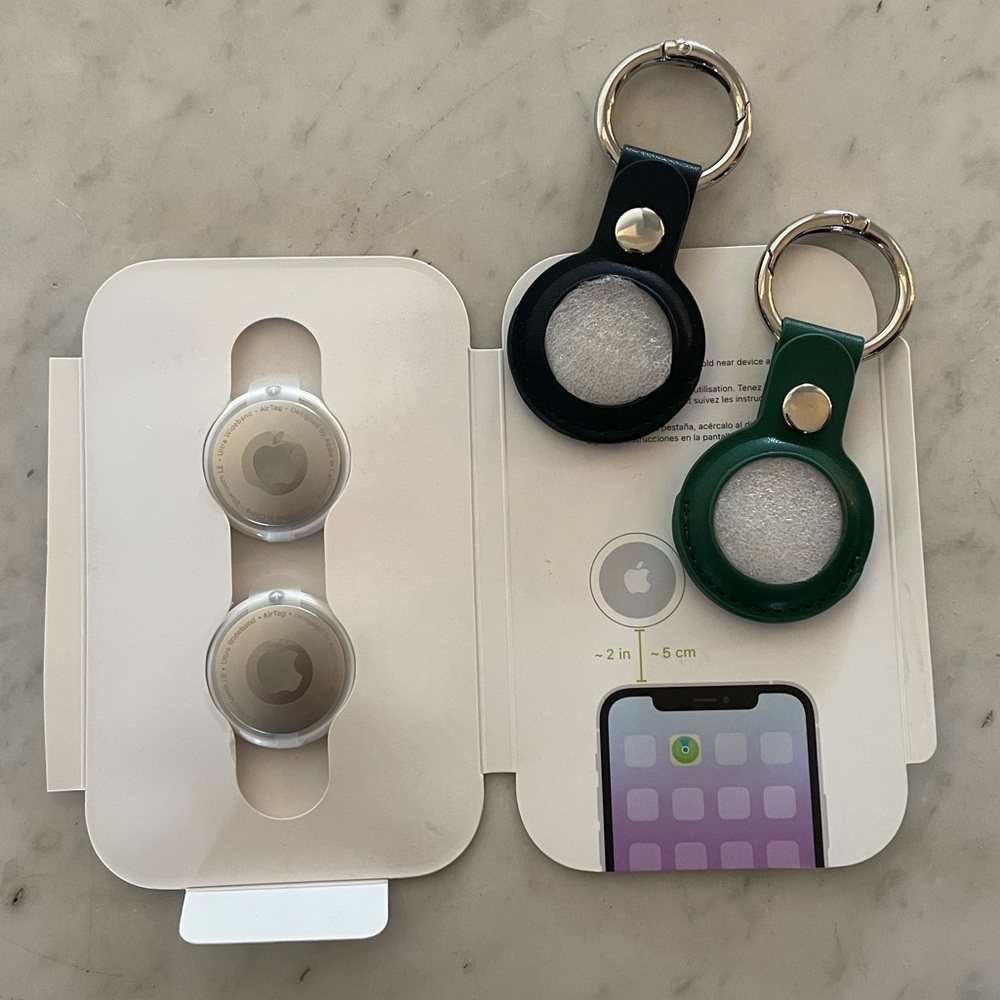 2 Apple Air Tags with Keychains